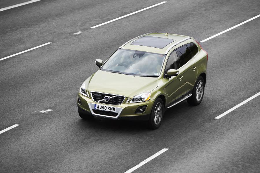  Volvo XC60 2008 года  (фото 24 из 210)
